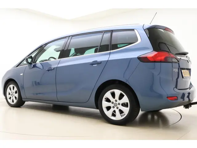 Opel Zafira Tourer 1.4 Berlin 7-persoons 2013 Benzine 12