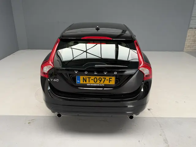 Volvo V60 1.5 T3 Nordic+ 2017 Benzine 22