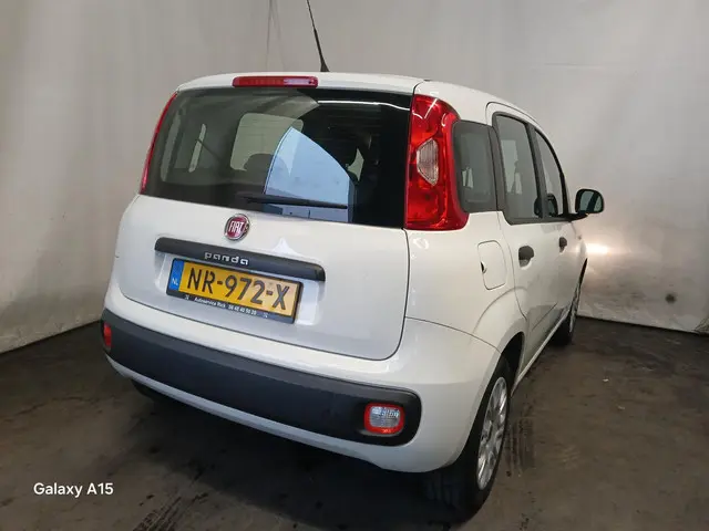 Fiat Panda 0.9 TwinAir Popstar - Schade 2017 Benzine 4