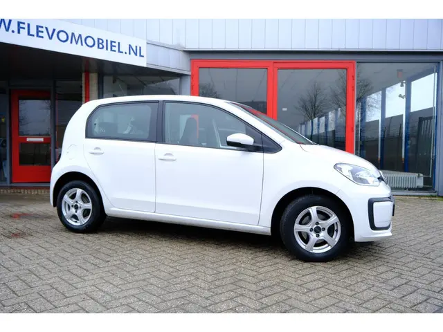 Volkswagen up! 1.0 BMT move up! Airco|LMV 2019 Benzine 4