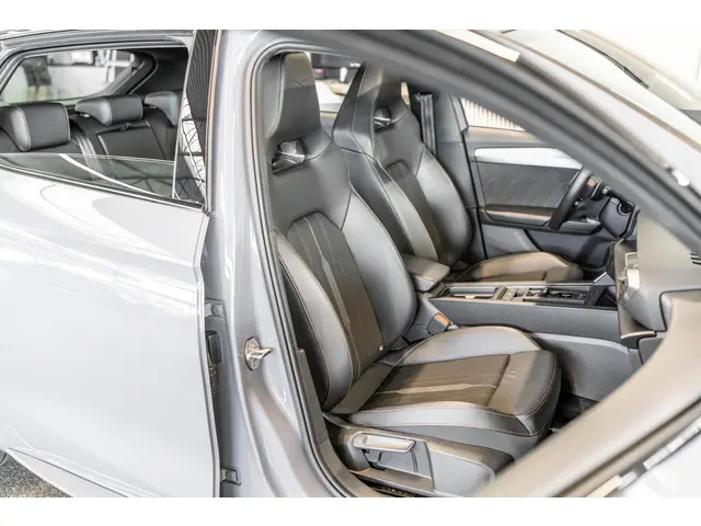 CUPRA Leon 2.0 TSI Beats Pano Camera 2021 Benzine 46