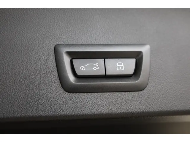 BMW X3 30e xDrive 2025 Hybride Benzine 31