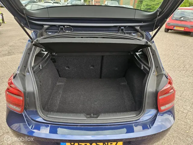 BMW 1 Serie 116i Business 2012 Benzine 9