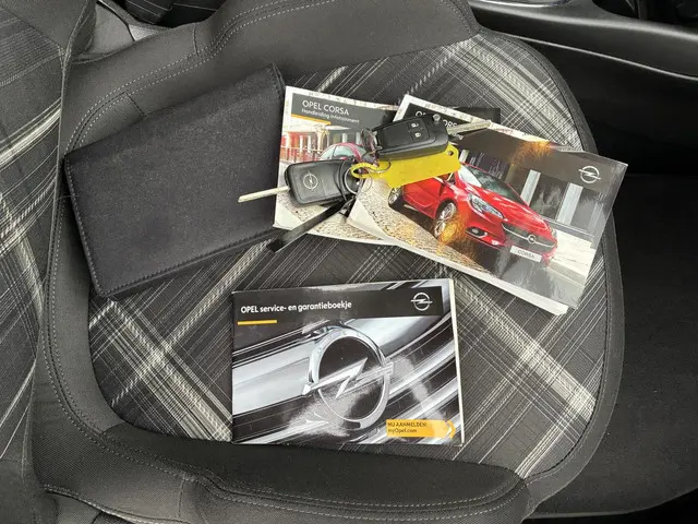 Opel Corsa HELAAS VERKOCHT!!! 2015 Benzine 25