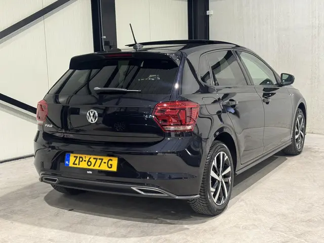 Volkswagen Polo 1.0 TSI R-LINE 2019 Benzine 24