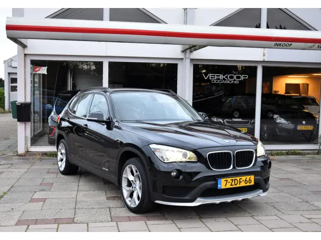 BMW X1 SDrive20i Executive 2014 Benzine 3