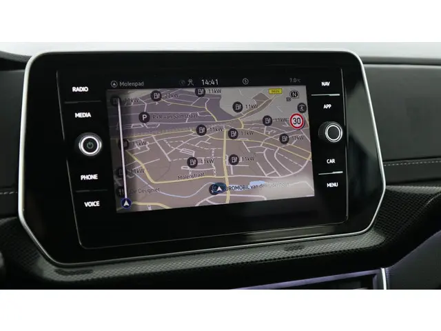 Volkswagen T-Cross 1.0 TSI R-Line 2024 Benzine 26