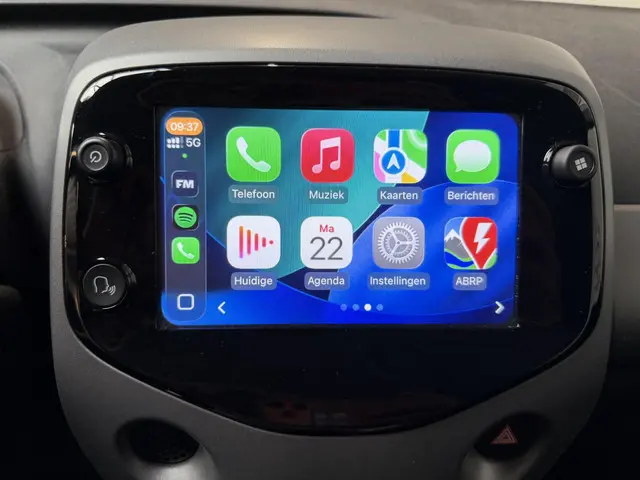 Toyota Aygo 1.0 VVT-i x-joy 2020 Benzine 25