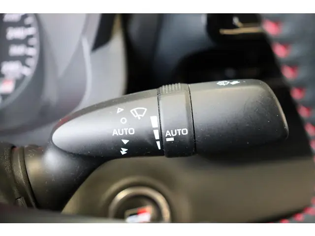 Toyota Yaris 1.6 GR Premium, 1ste eigenaar 2022 Benzine 32