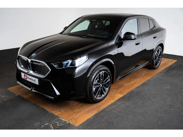 BMW iX2 xDrive30 67 kWh 2024 Elektrisch 34