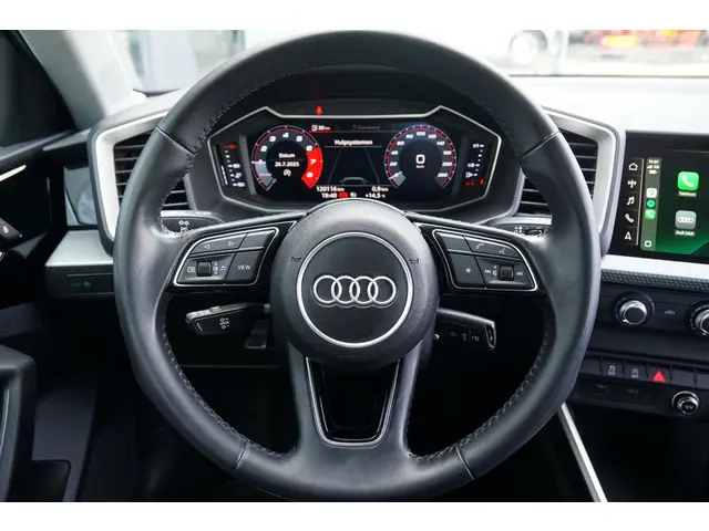 Audi A1 Sportback 30 TFSI epic 2019 Benzine 18