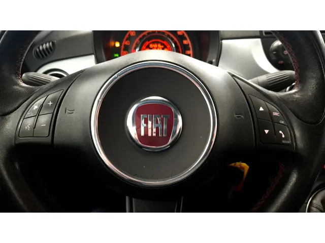 Fiat 500C 0.9 TwinAir Lounge 2013 Benzine 10