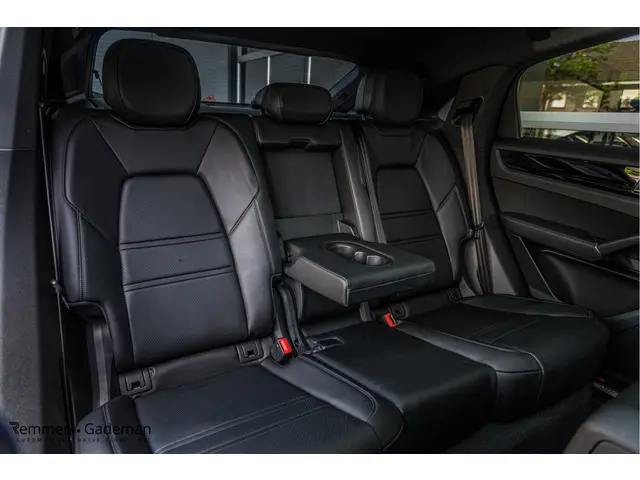 Porsche Cayenne Coupé 3.0 V6 340pk 2020 Benzine 12