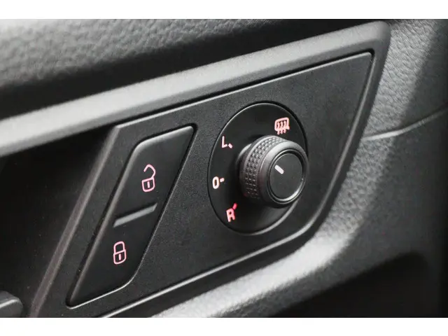 Volkswagen Caddy 2.0 TDI L1H1 BMT Highline 2018 Diesel 33