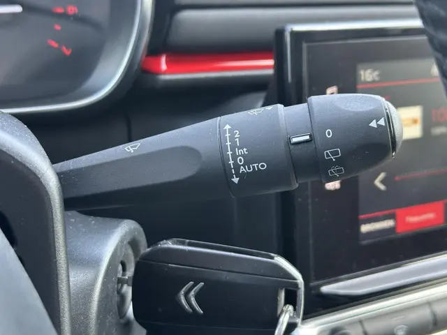 Citroën C3 1.2 PureTech S&S Shine 2017 Benzine 21