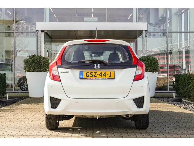 Honda Jazz 1.3i VTEC COMFORT 2017 Benzine 40
