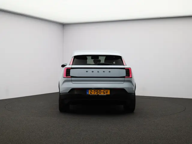 Volvo EX30 Single Motor Core 51 kWh 2024 Elektrisch 25