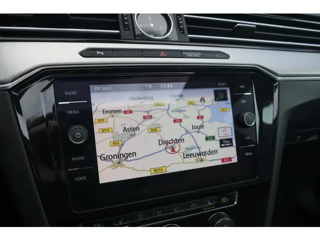 Volkswagen Arteon 1.5 TSI R-line 150pk 2018 Benzine 37