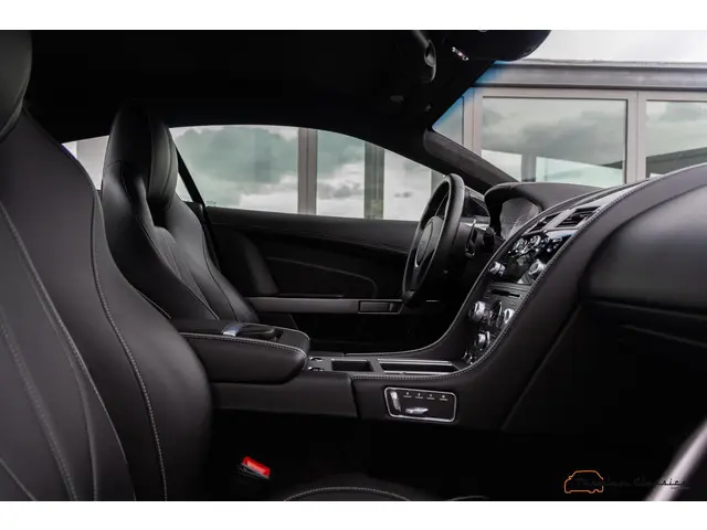 Aston Martin V12 Virage 6.0 V12 2012 Benzine 14