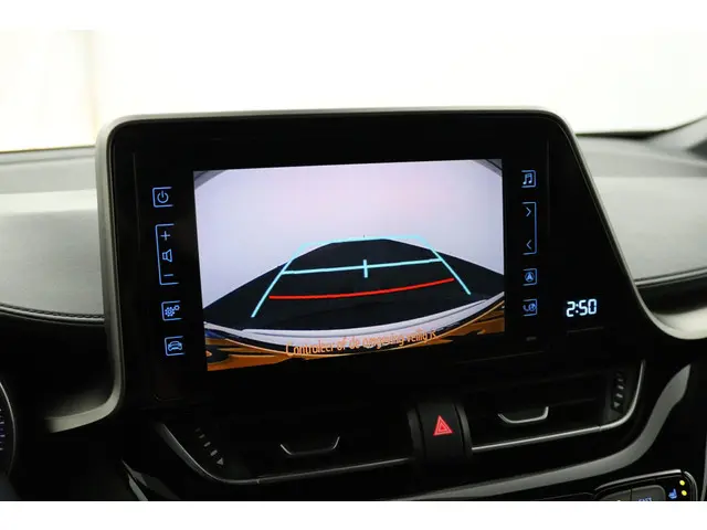 Toyota C-HR 1.8 Hybrid Dynamic 2018 Hybride Benzine 9