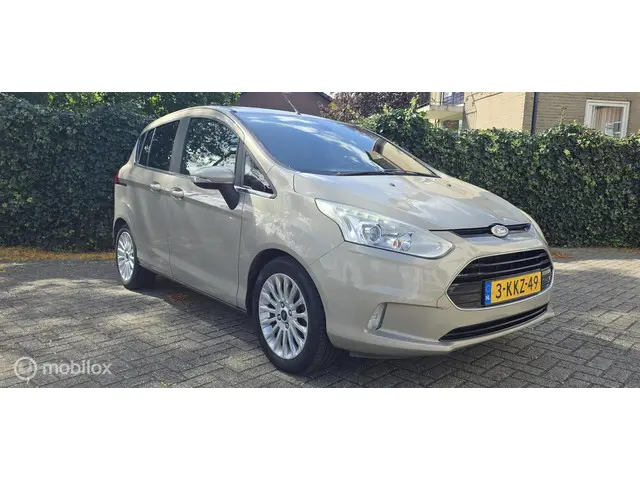 Ford B-MAX 2