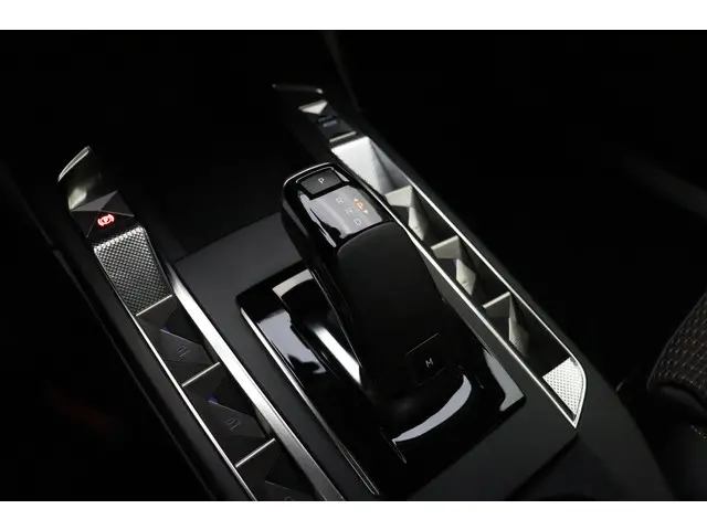 DS DS 3 1.2 PureTech Performance Line 2024 Benzine 19
