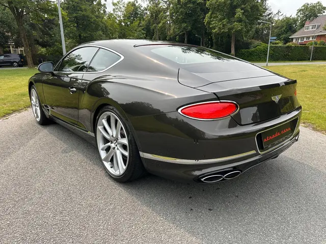 Bentley Continental GT 4.0 V8 Coupe 2020 Benzine 8
