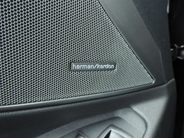 BMW 3 Serie Touring 330e 2025 Hybride Benzine 45