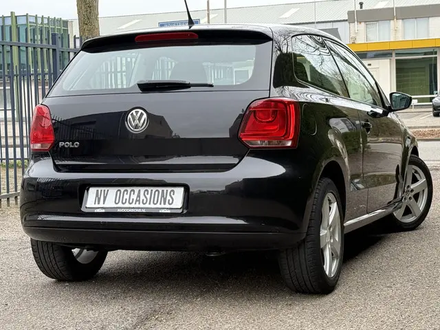 Volkswagen Polo 1.2 Easyline 2014 Benzine 11