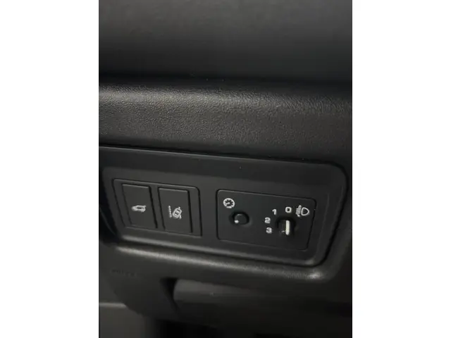 Land Rover Discovery Sport 2.0 TD4 HSE 2018 Diesel 11