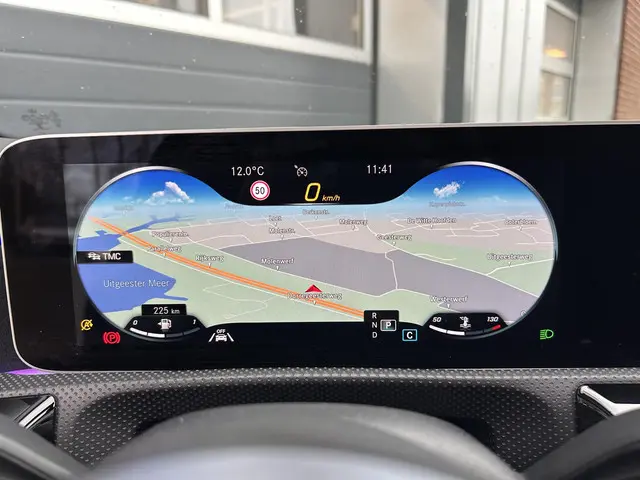 Mercedes-Benz A-Klasse 180 AMG Line 2020 Benzine 25