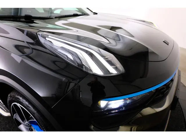 Lynk & Co 01 1.5 2022 Hybride Benzine 34