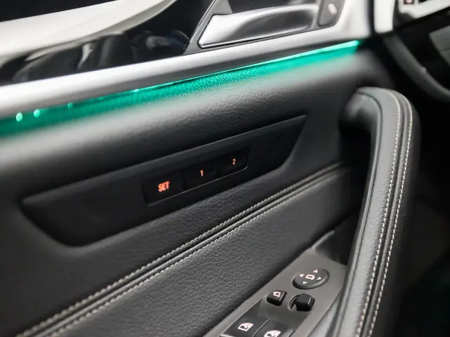 BMW 5 Serie Touring 530i xDrive M Sport 2023 Benzine 26