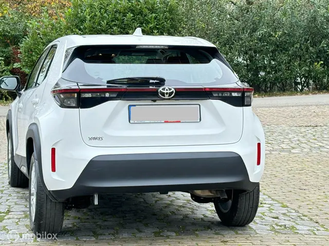 Toyota Yaris Cross 1.5 VVT-I Active 2023 Benzine 11