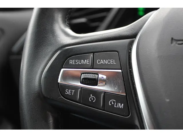 BMW 1 Serie 116d Executive Edition 2020 Diesel 20