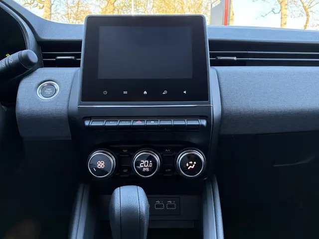 Mitsubishi Colt 1.6 HEV Intense 2026 Hybride Benzine 14