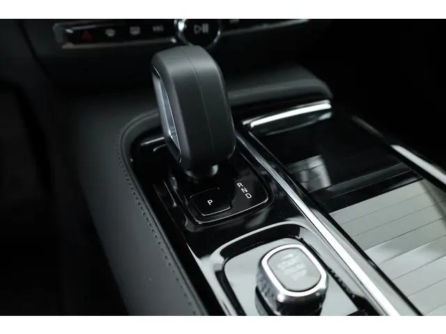 Volvo V60 T6 Recharge Plus Bright 2024 Hybride Benzine 5
