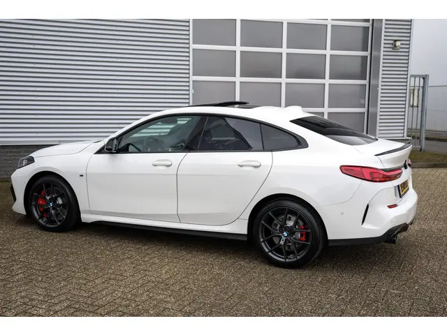 BMW 2 Serie Gran Coupé 218i M-Sport Pro 2023 Benzine 30