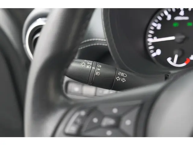 Nissan Juke 1.0 DIG-T Premiere Edition 2021 Benzine 38