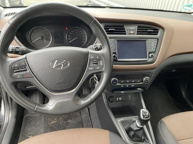 Hyundai i20 1.0 T-GDI Comfort 2018 Benzine 4