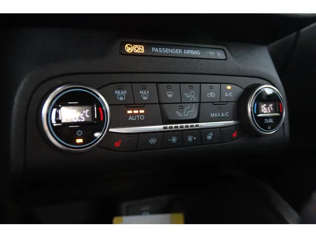 Ford Focus WAGON 1.0 ECOBOOST ST-LINE 2020 Benzine 27