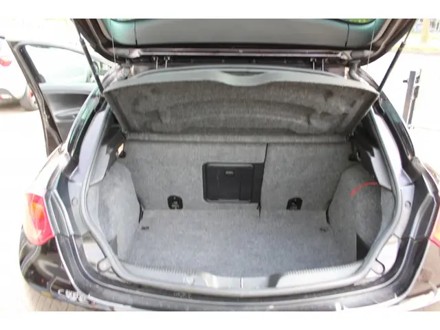 Alfa Romeo Giulietta 1.4 T Bns Exec 2013 Benzine 19