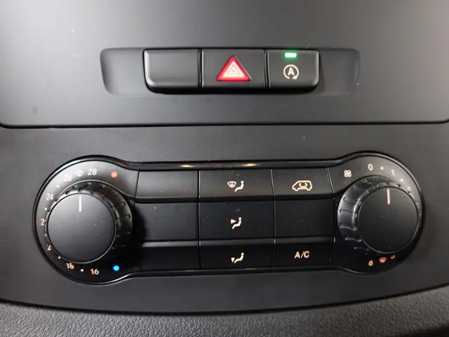 Mercedes-Benz Vito Lang 2021 Diesel 27