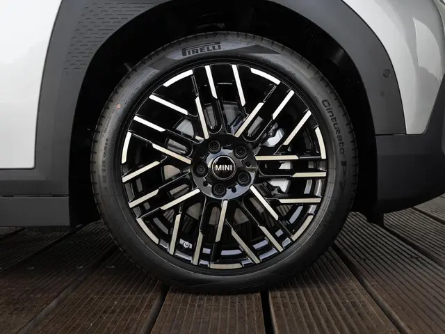 MINI Aceman E 2025 Elektrisch 6