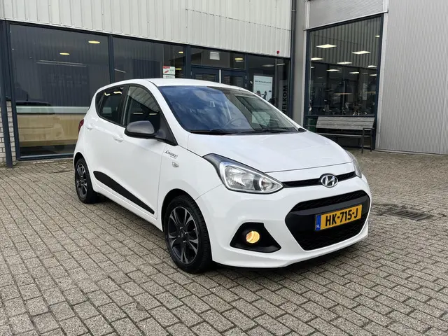 Hyundai i10 1.0i i-Motion Comfort 2015 Benzine 44