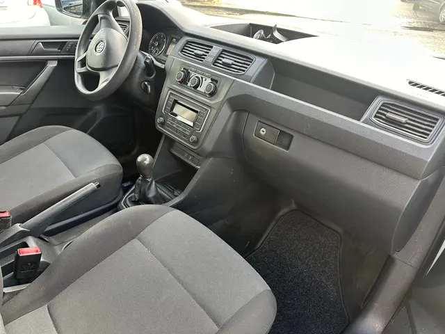 Volkswagen Caddy 2.0 TDI L1H1 BMT Trendline 2019 Diesel 7