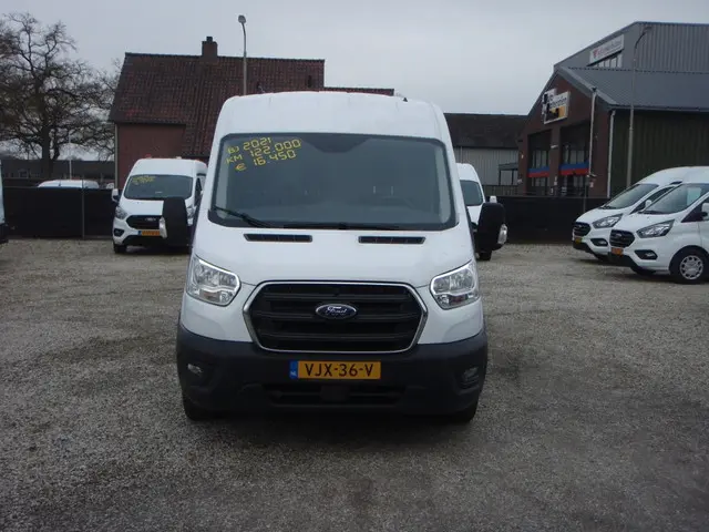 Ford Transit L2H2 122887km Trend bj 21 2021 Diesel 2