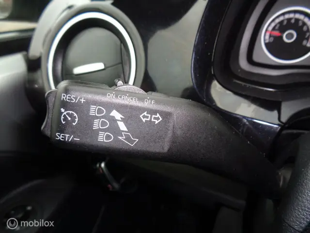 Volkswagen up! 1.0 high up! BlueMotion 2015 Benzine 13