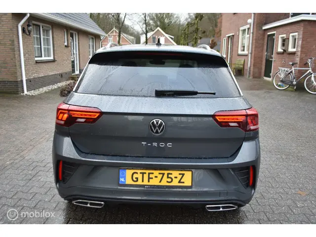 Volkswagen T-Roc 1.5 TSI R-Line Aut Bj 2024 2024 Benzine 6