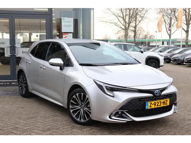 Toyota Corolla Hybrid 140 Dynamic 2024 Hybride Benzine 10